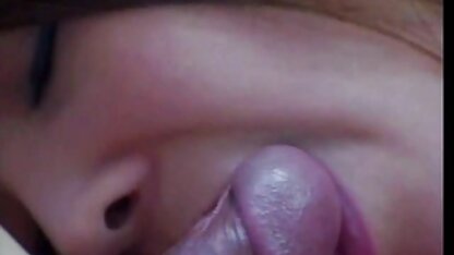 सेक्सी एशियाई dildo का उपयोग करता है और हो जाता है उसे बिल्ली और गधे गड़बड़
