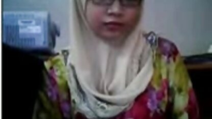 मलय - awek tudung depan कैम