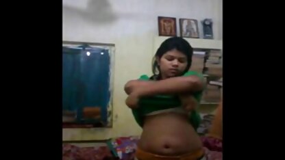 बांग्ला फूहड़ chinmoyee कैम पर masturbates सेक्सी फिल्म वीडियो दो